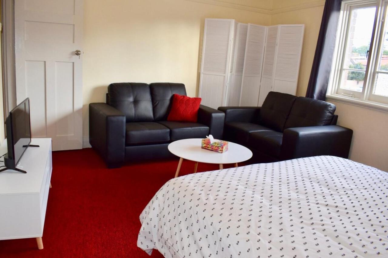 Comfortable 3 Bedroom Apartment In Trendy Haberfield Sydney Eksteriør billede